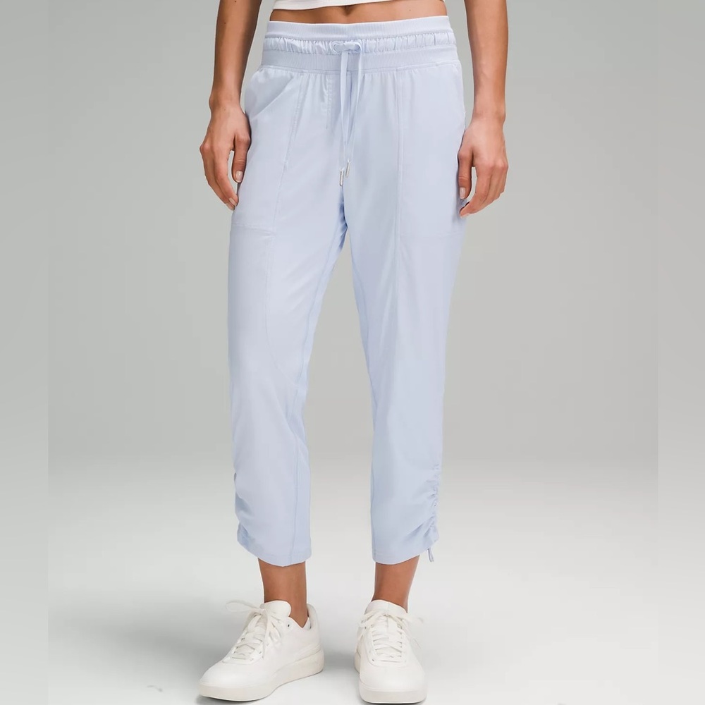Lululemon Dance Studio Mid-Rise Cropped Pant Joggers size small